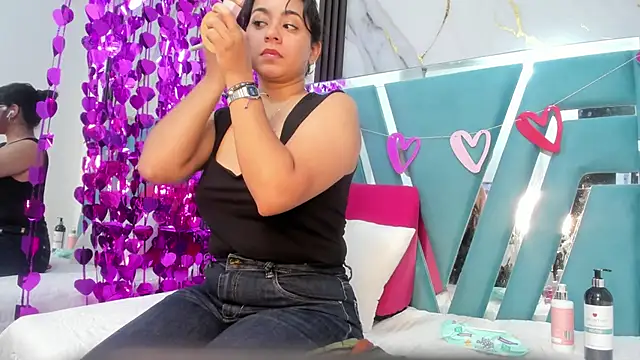 miilaklum online show from February 2025 06:43:01 PM