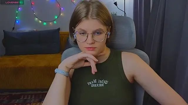  JessieVibes online show from November 2025 12:49:01 PM