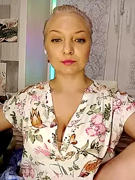 Anesteishen online show from February 2025 06:10:02 PM