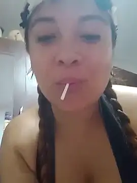 Snapshot of titattika_plattlina chatting on January 2025 03:59:01 AM titattika plattlina online show from January 2025 03:59:01 AM