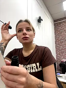 LanaSparks online show from October 2025 04:18:02 AM