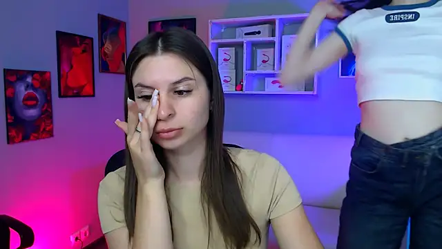 Snapshot of flora_ri chatting on September 2025 09:14:01 AM flora ri online show from September 2025 09:14:01 AM