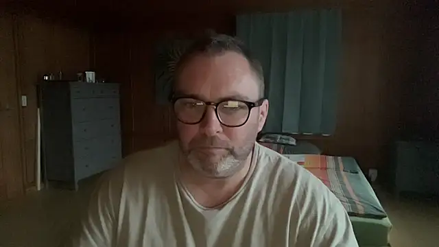 Snapshot of Leckmich77 chatting on February 2025 05:04:02 PM Leckmich77 online show from February 2025 05:04:02 PM