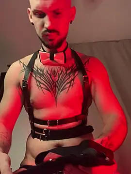 AssHunter4k online show from February 2025 04:03:02 PM