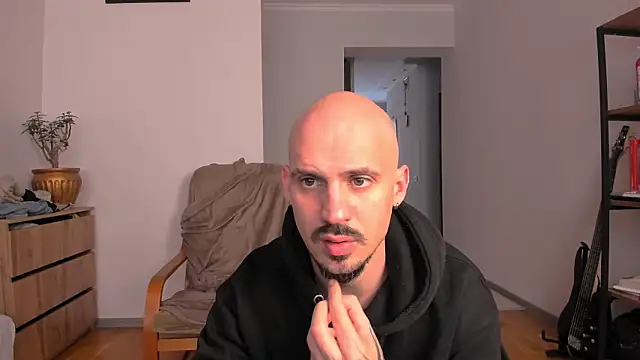 AssHunter4k online show from October 2025 09:19:01 AM