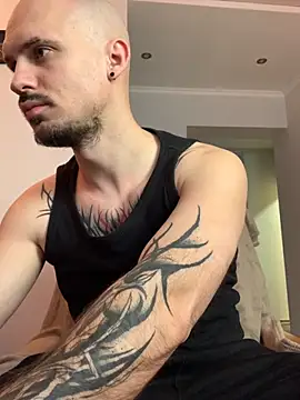 AssHunter4k online show from November 2025 08:48:02 AM