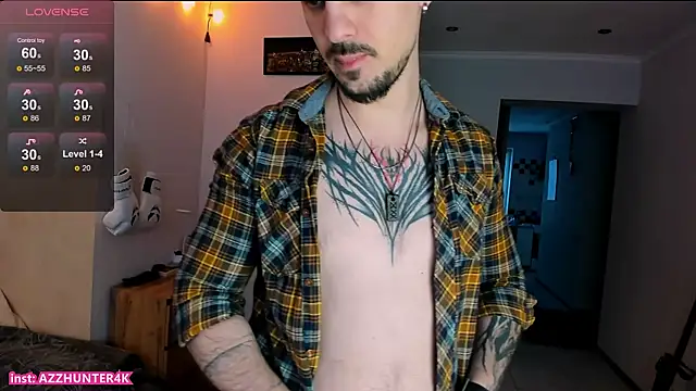 AssHunter4k online show from February 2026 06:32:02 AM