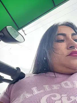 Miia Jazmin online show from April 2026 01:04:02 PM