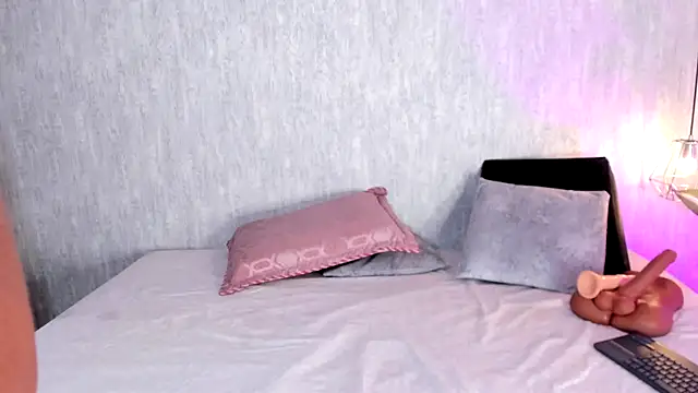 isabella zc online show from March 2025 11:51:01 AM