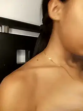 Zoe Sweett18 online show from March 2026 07:08:02 PM