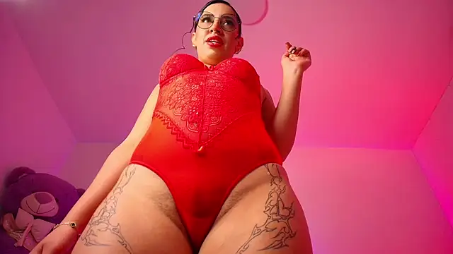 MiaFlamesxxx online show from December 2025 03:11:02 AM