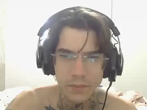 Snapshot of smokingink chatting on May 2026 07:41:01 PM smokingink online show from May 2026 07:41:01 PM