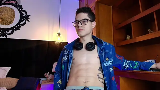 wolfandsky online show from April 2026 11:27:01 AM