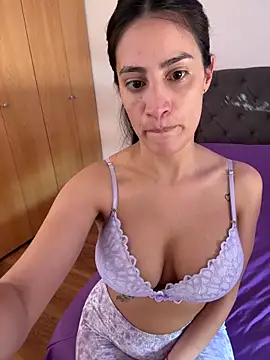 Putitatease online show from October 2025 03:21:01 PM