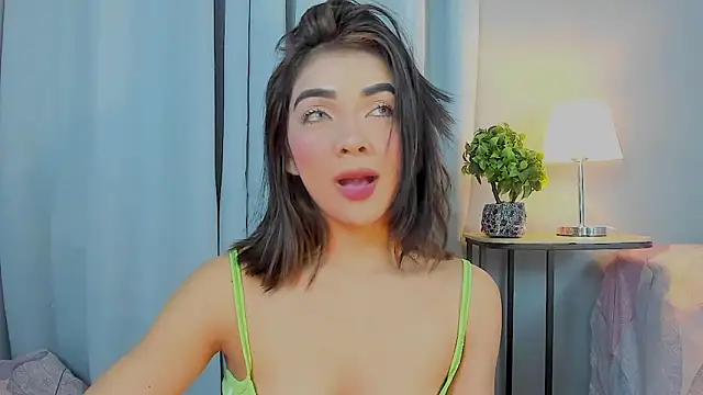 Snapshot of GABRIELAM_MS chatting on April 2026 12:35:02 AM GABRIELAM MS online show from April 2026 12:35:02 AM