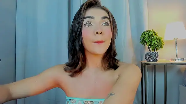 Snapshot of GABRIELAM_MS chatting on May 2026 02:08:02 AM GABRIELAM MS online show from May 2026 02:08:02 AM