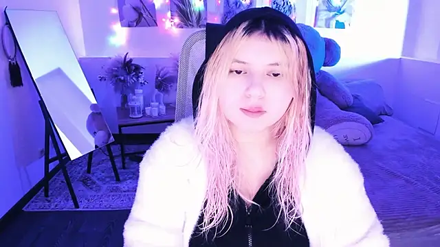 DiaAngell online show from February 2026 07:37:02 PM