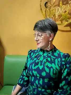 ilonna2025 online show from April 2026 10:27:01 PM