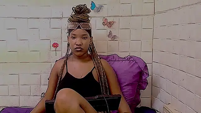 EroticSexyPrada online show from February 2026 05:55:01 PM