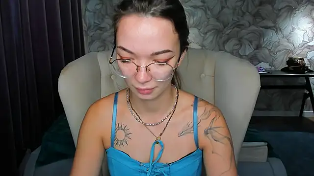 SusannJohnson online show from April 2026 01:28:01 AM