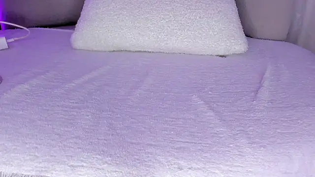 cutte hanna18 online show from January 2026 04:32:01 PM