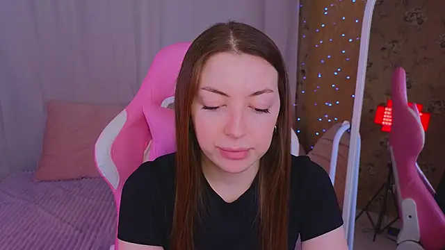 Ann moon   online show from March 2025 12:26:02 PM