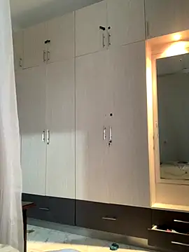 madell online show from October 2025 02:34:01 AM