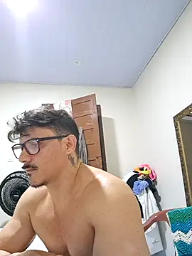 Snapshot of casaputo41 chatting on February 2025 11:45:01 PM casaputo41 online show from February 2025 11:45:01 PM