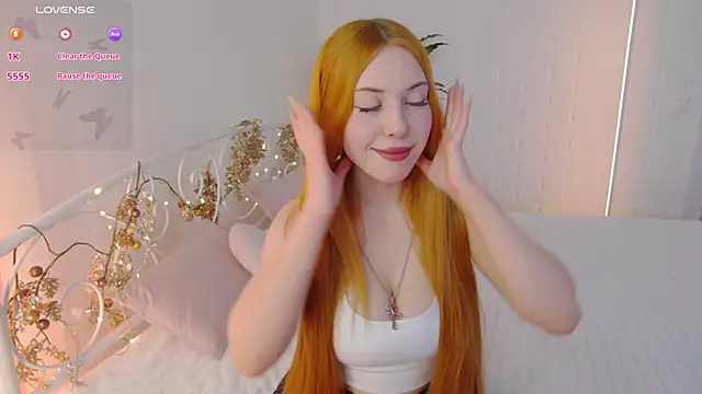 GiKarerra online show from February 2025 09:04:01 PM