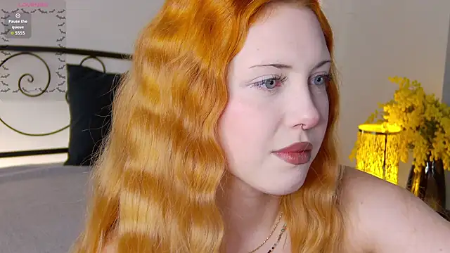 GiKarerra online show from November 2025 09:17:02 PM