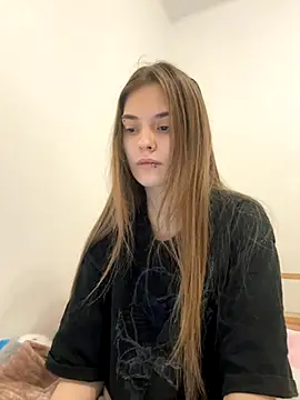 Snapshot of RayWillliams chatting on November 2025 09:40:01 PM RayWillliams online show from November 2025 09:40:01 PM