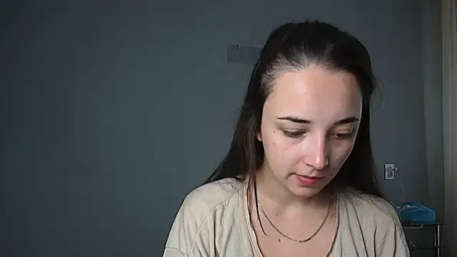 Eva Gloryy online show from September 2025 11:10:02 AM