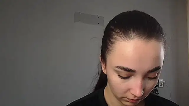 Eva Gloryy online show from February 2026 08:51:01 AM