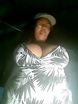 bubblendz1988 online show from October 2025 05:14:01 PM