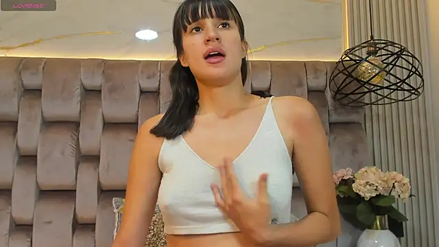 ValerieJones 1 online show from January 2025 04:49:02 PM