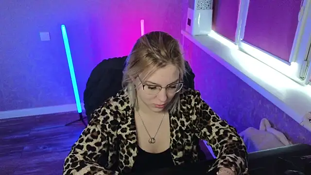 HotBrandyX online show from March 2025 03:43:01 AM