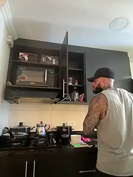 dereckgreen online show from April 2026 07:04:02 PM