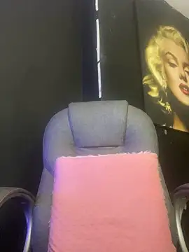 viktoria davis  online show from October 2025 12:58:01 AM