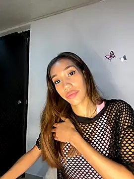 zoe storm online show from October 2025 01:28:01 AM