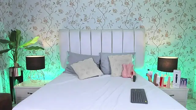 Pocahontas BGB online show from March 2025 07:50:02 PM