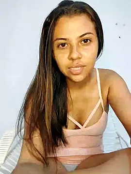Snapshot of CallMeHeaven chatting on February 2025 03:01:02 AM CallMeHeaven online show from February 2025 03:01:02 AM