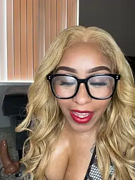 hazelbaby8880 online show from February 2025 10:04:02 PM