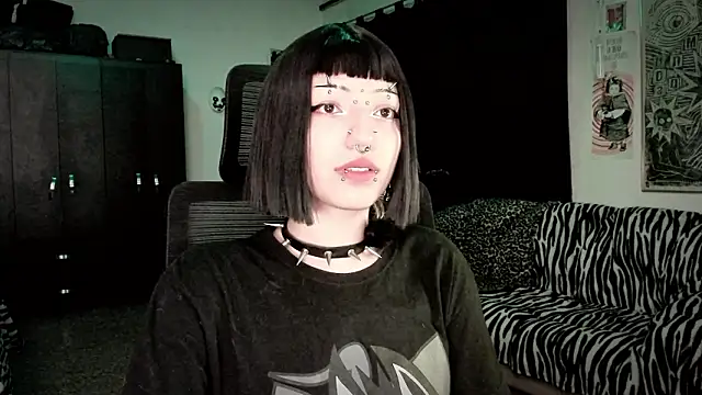 roxy toxic online show from February 2026 12:52:02 AM