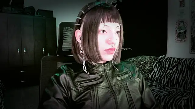 Snapshot of roxy_toxic chatting on April 2026 01:26:01 AM roxy toxic online show from April 2026 01:26:01 AM