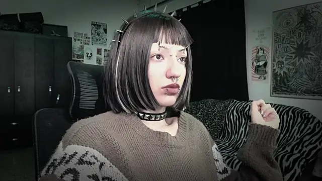 Snapshot of roxy_toxic chatting on June 2026 12:49:01 AM roxy toxic online show from June 2026 12:49:01 AM