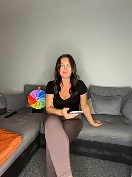 GoddessLucyRose online show from September 2025 08:22:02 PM