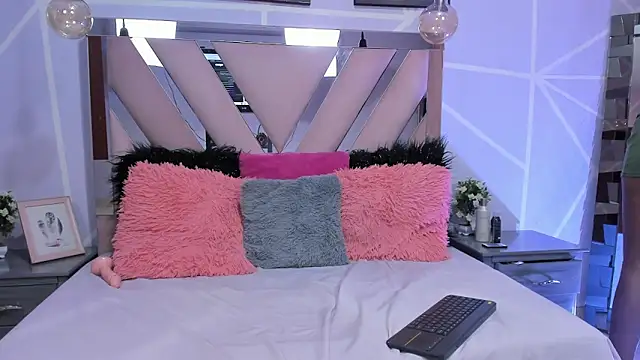 Gletty noa online show from February 2025 07:45:02 AM