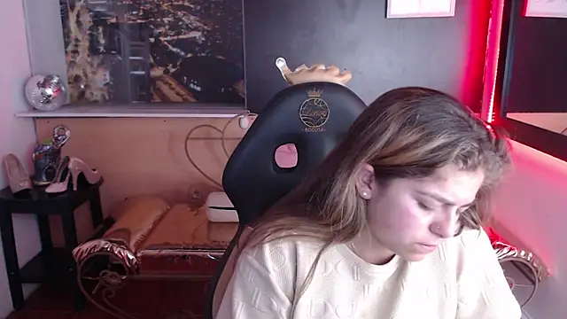 Kitten Cam online show from October 2025 08:52:01 PM