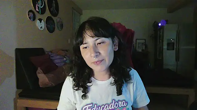 GinnyDelice online show from September 2025 02:00:01 AM