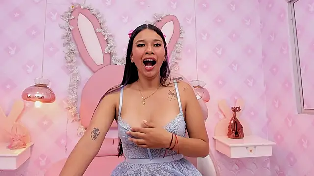 LIA SWAN  online show from November 2025 04:12:02 AM